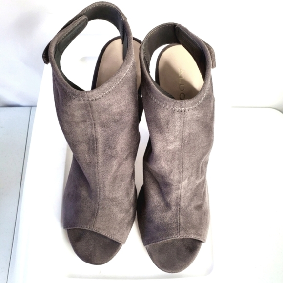 Aldo Suede Peep Toe Bootie Size 11 Gray Open Back Ankle Wrap Chunky Heel Shoe - Picture 6 of 15